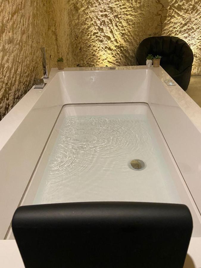 La Grotta Del Relax Villa Ostuni Bagian luar foto